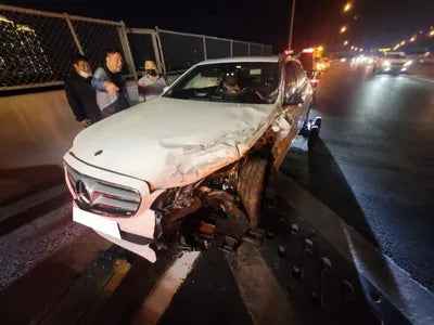 2015 Mercedes-Benz E 220 WDDHF0AB8GB260944 VIN:WDDHF0AB8GB260944