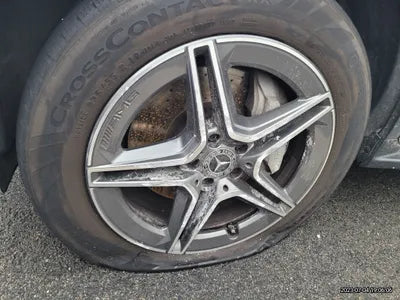 2020 Mercedes-Benz GLC 300 VIN: