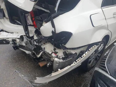 2014 Mercedes-Benz E 220 VIN: