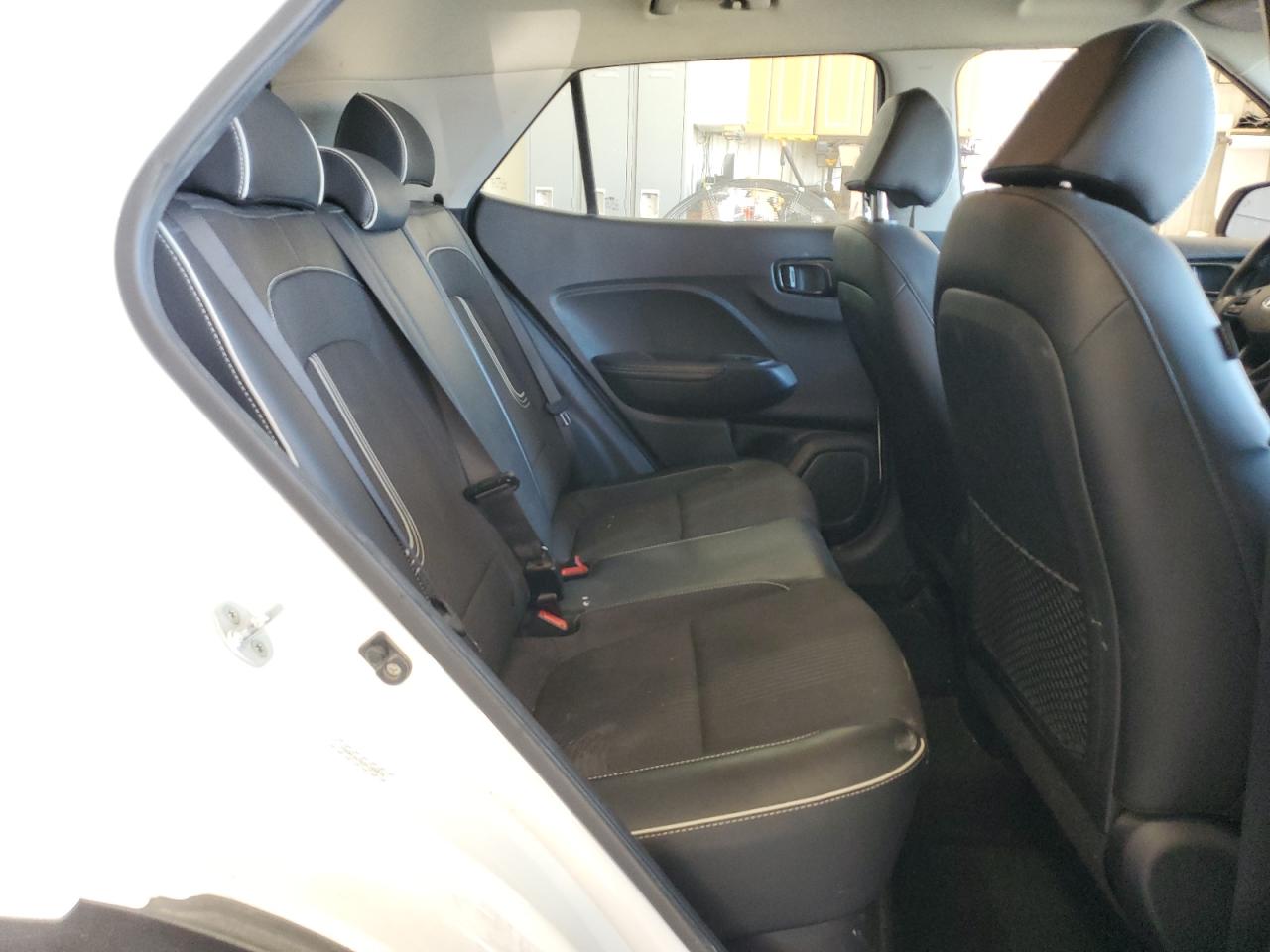 2022 HYUNDAI VENUE SEL VIN:KMHRC8A36NU180876