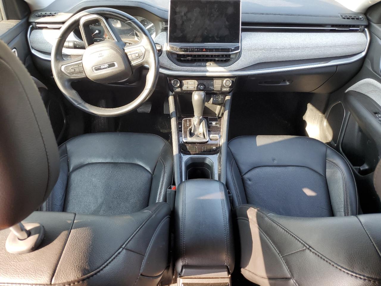 2022 JEEP COMPASS LATITUDE LUX VIN:3C4NJDFB8NT125695