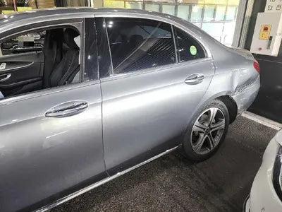 2018 Mercedes-Benz E 220 VIN: