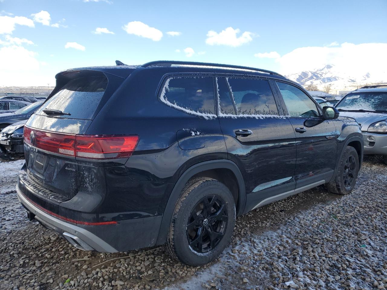 2024 VOLKSWAGEN ATLAS PEAK EDITION SE VIN:1V2CR2CA8RC570034