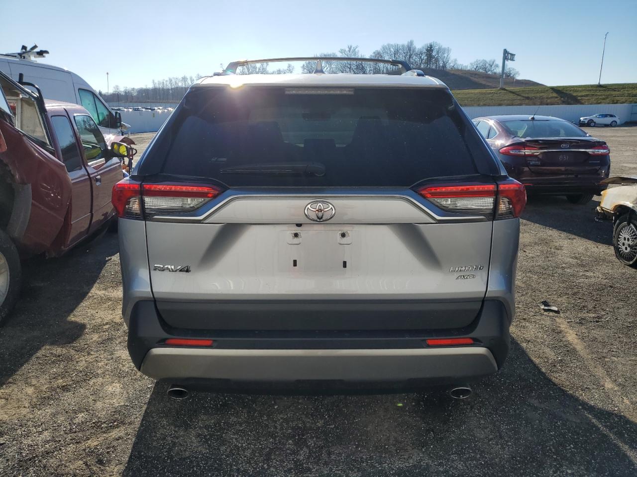 2022 TOYOTA RAV4 LIMITED VIN:JTMN1RFV1ND085800