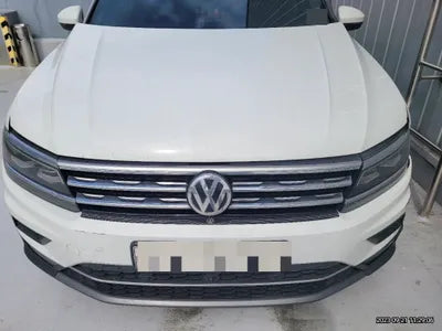 2018 Volkswagen Tiguan WVGZZZ5NZJW951403 VIN:WVGZZZ5NZJW951403
