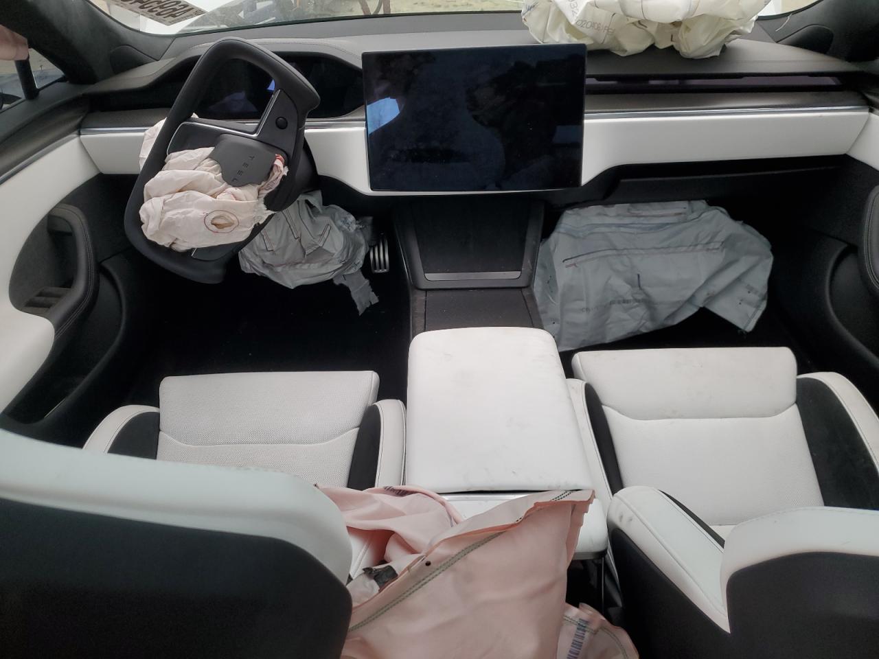 2024 TESLA MODEL S  VIN:5YJSA1E62RF539887