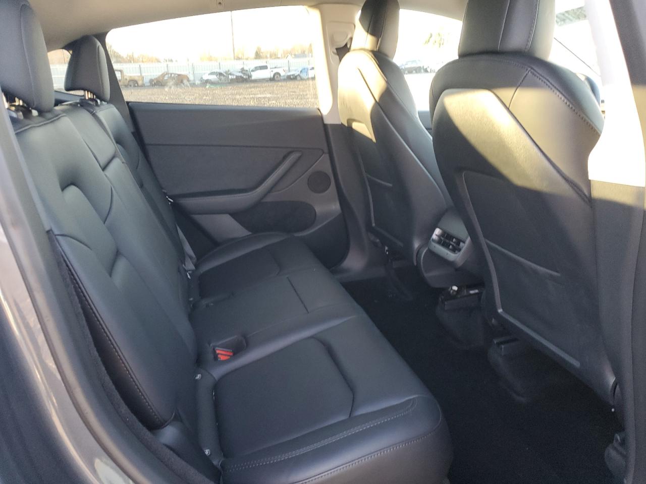 2023 TESLA MODEL Y  VIN:7SAYGDEE4PF645307