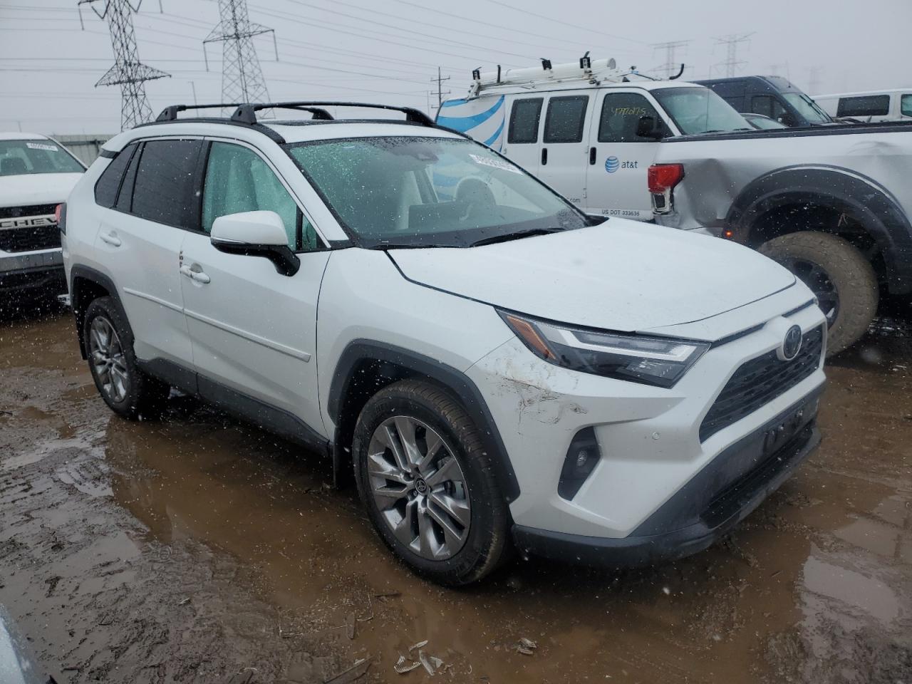 2024 TOYOTA RAV4 XLE PREMIUM VIN:2T3A1RFV6RW426566