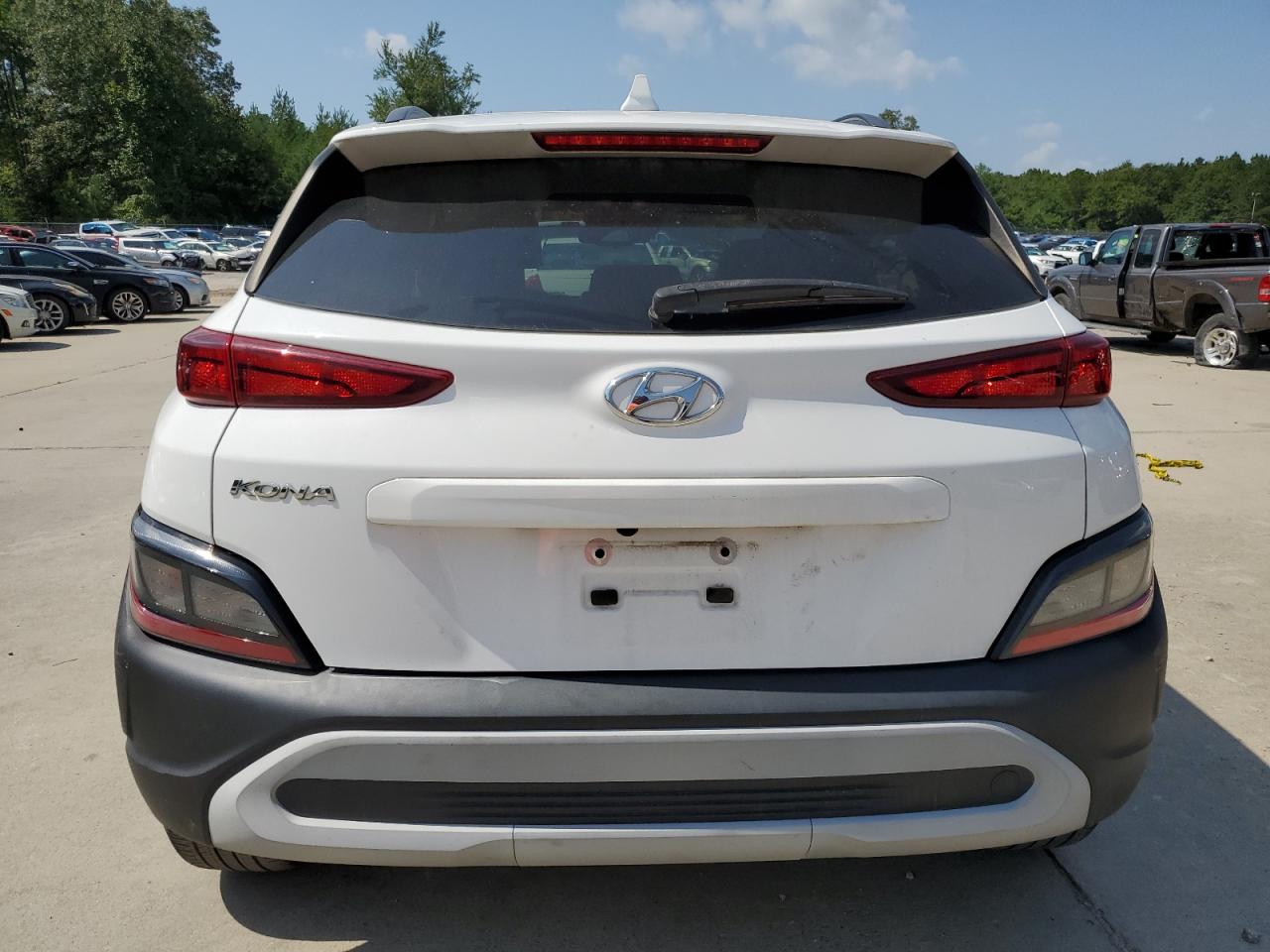 2022 HYUNDAI KONA SEL VIN:KM8K62AB4NU754095