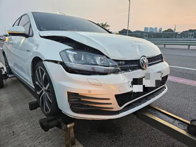 2016 Volkswagen Golf VIN: