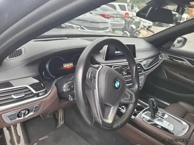2019 BMW 740 WBA7C6102KB383919 VIN:WBA7C6102KB383919