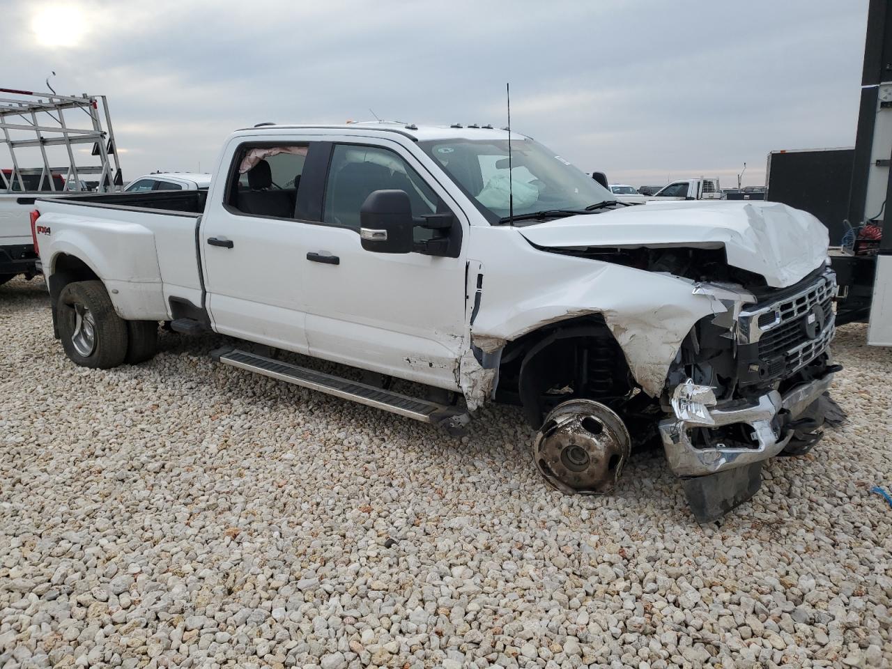 2024 FORD F350 SUPER DUTY VIN:1FT8W3DT1REC47177