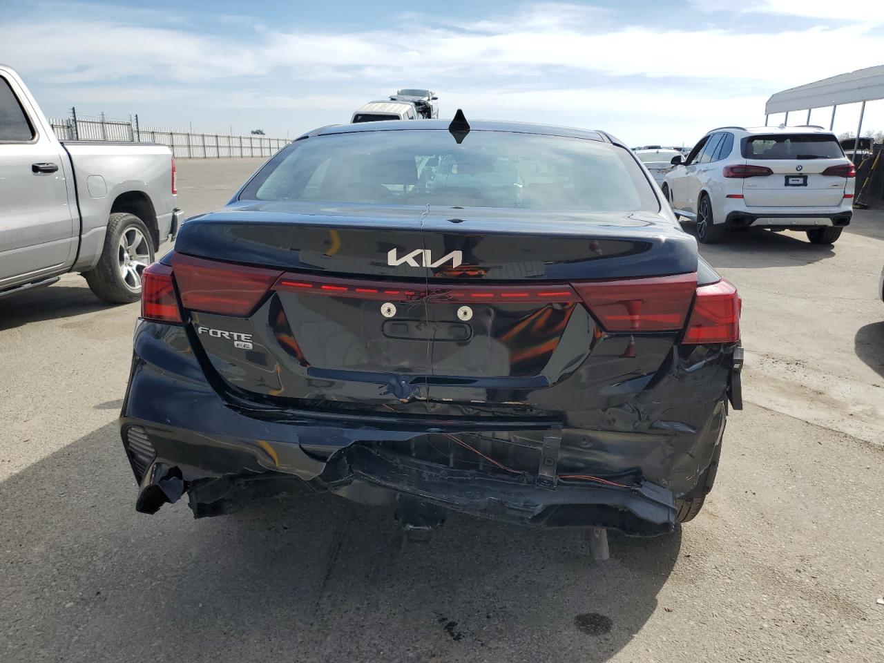 2024 KIA FORTE LX VIN:3KPF24AD1RE811940