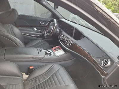 2020 Mercedes-Benz S 560 W1KUG8GB9LA528952 VIN:W1KUG8GB9LA528952