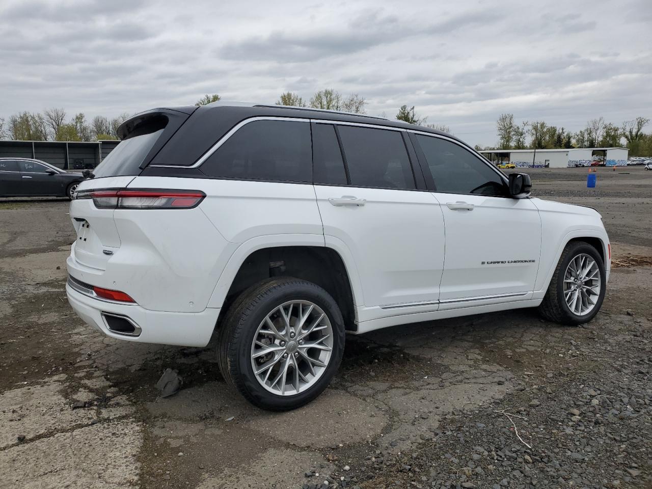 2022 JEEP GRAND CHEROKEE SUMMIT VIN:1C4RJHEG3N8613232