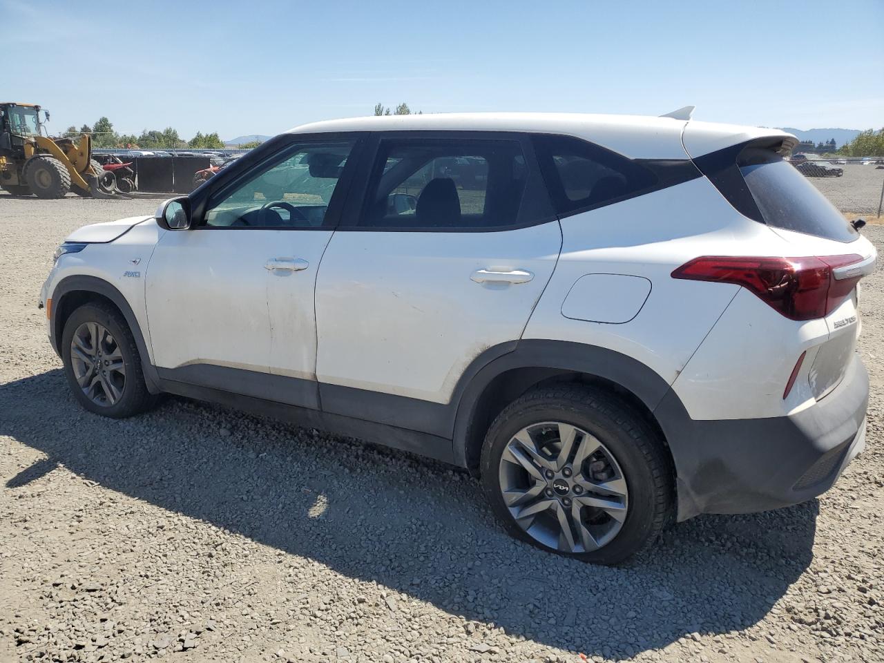 2023 KIA SELTOS LX VIN:KNDEPCAA3P7433081