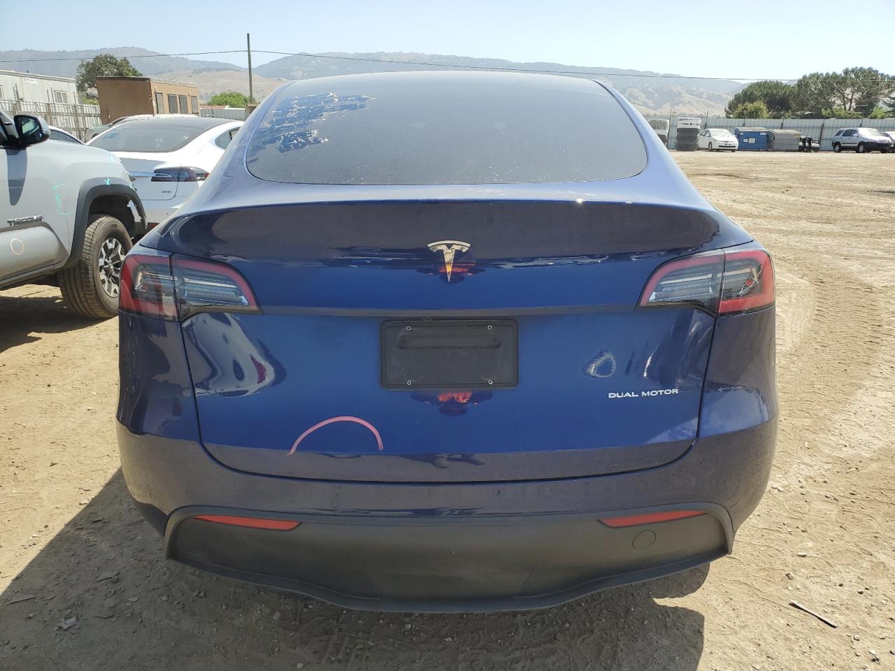 2022 TESLA MODEL Y  VIN:7SAYGDEE9NF553171