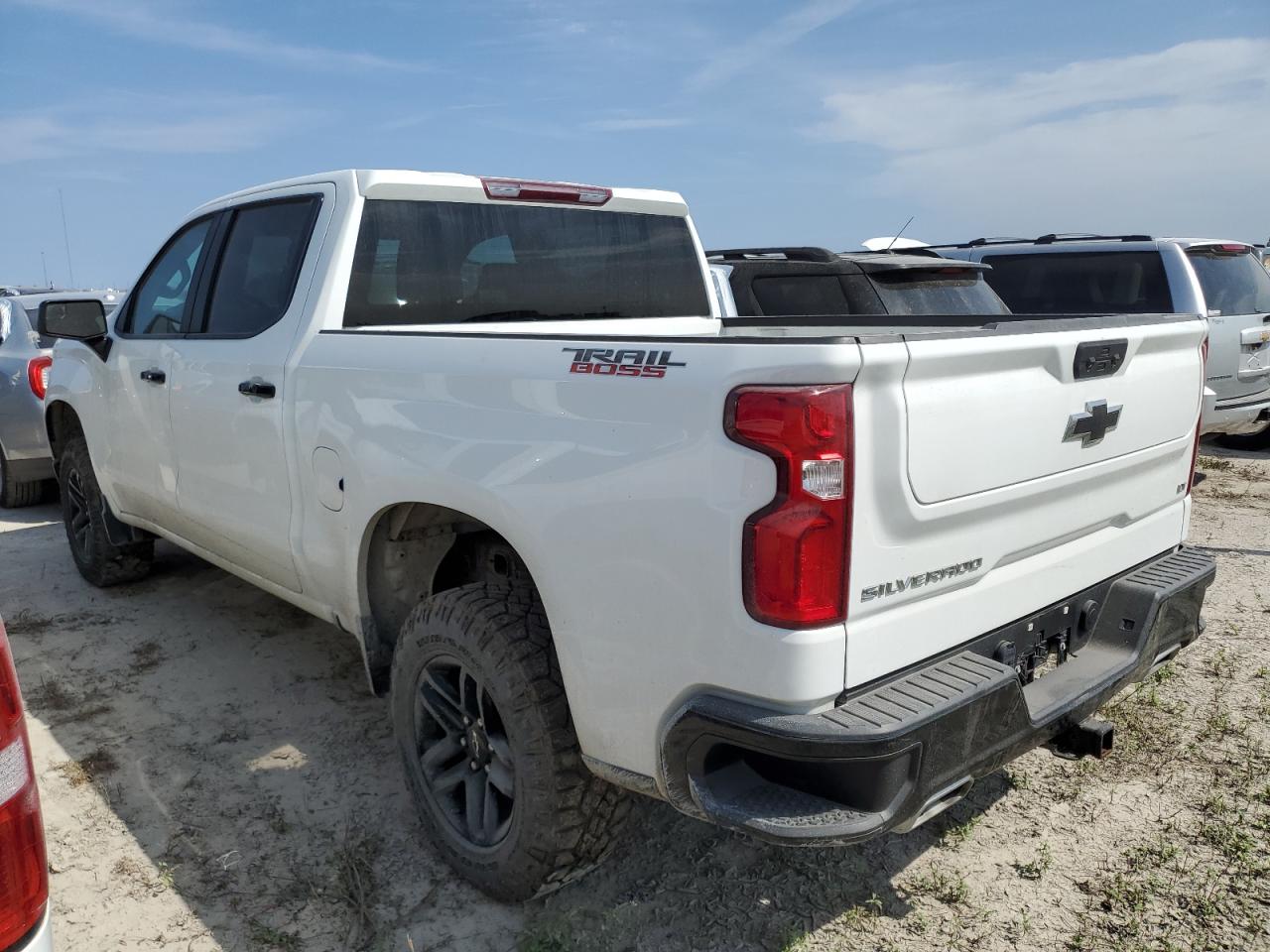 2022 CHEVROLET SILVERADO K1500 LT TRAIL BOSS VIN:3GCUDFED3NG671279