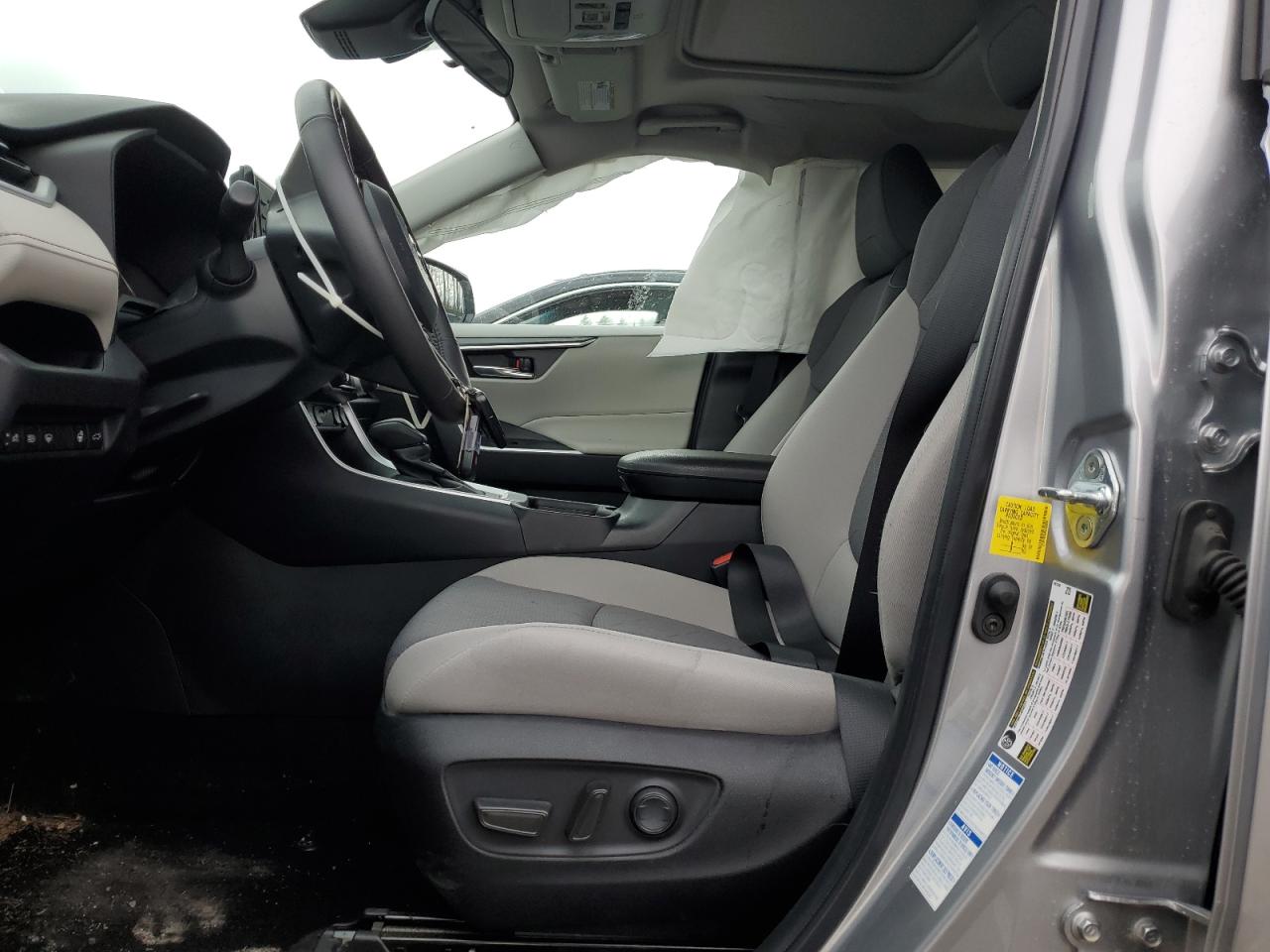 2022 TOYOTA RAV4 XLE VIN:2T3P1RFV8NC320299