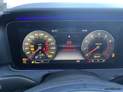 2016 Mercedes-Benz E 300 VIN: