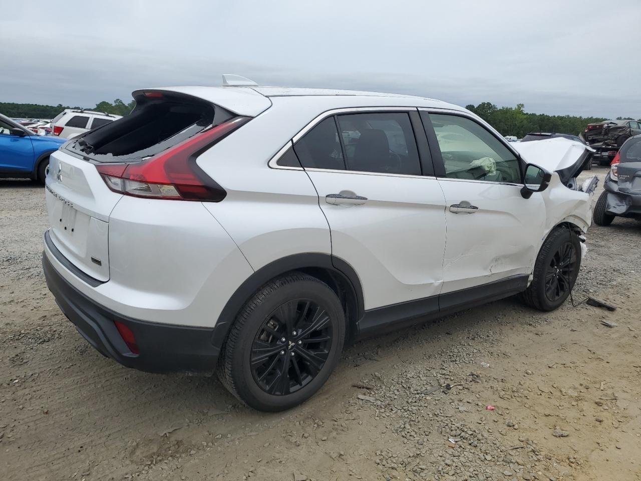 2022 MITSUBISHI ECLIPSE CROSS LE VIN:JA4ASVAA1NZ013596