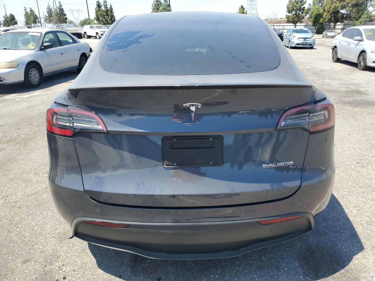 2022 TESLA MODEL Y  VIN:7SAYGDEF4NF311770