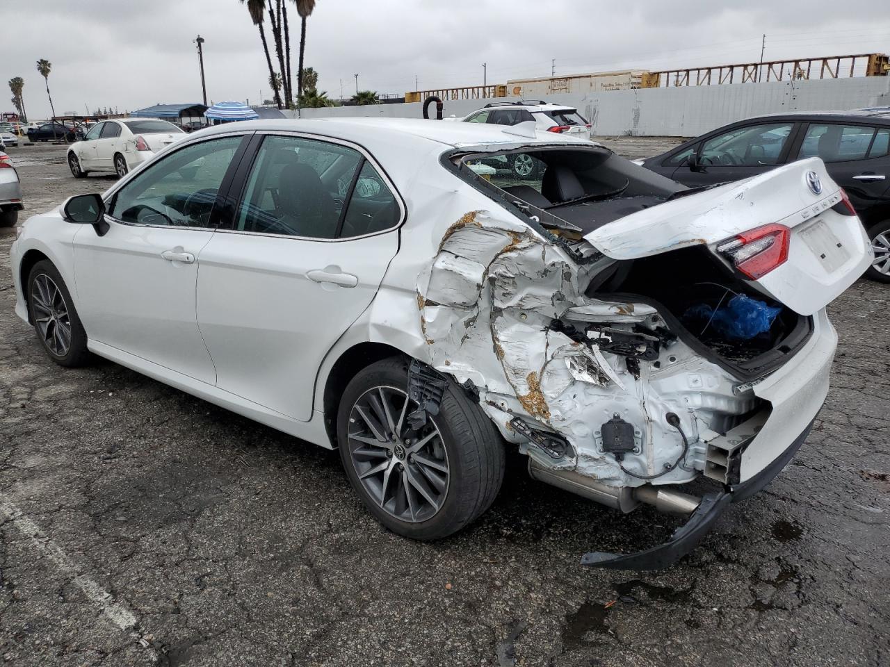 2022 TOYOTA CAMRY XLE VIN:4T1F31AKXNU597760