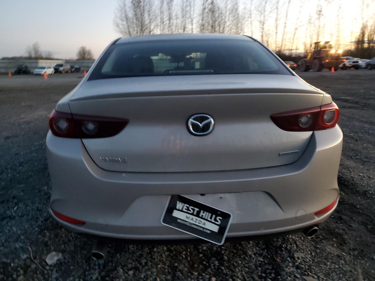 2024 MAZDA 3 SELECT SPORT VIN:3MZBPABMXRM417658