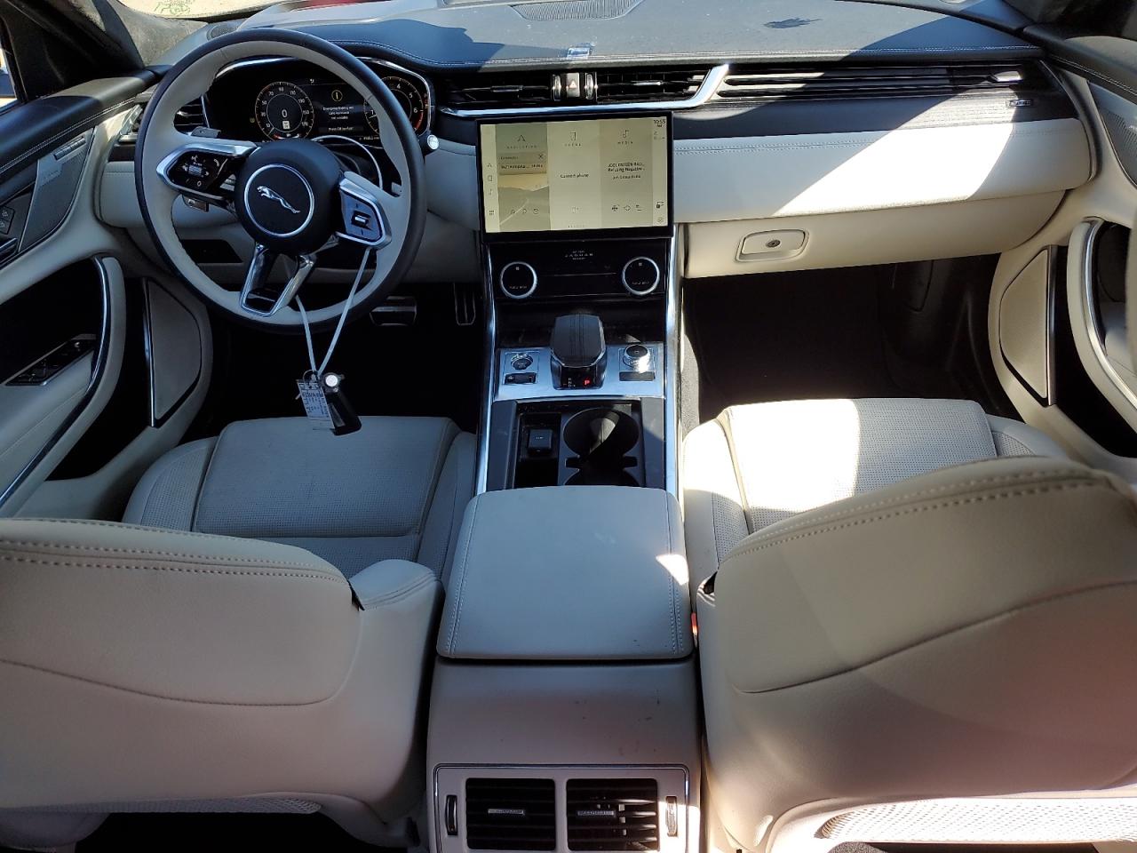 2024 JAGUAR XF R-DYNAMIC SE VIN:SAJBL4GX4RCY95130