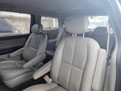 2016 Kia Carnival VIN: