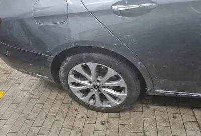 2019 Mercedes-Benz E 220 WDDZF0FB7KA654530 VIN:WDDZF0FB7KA654530