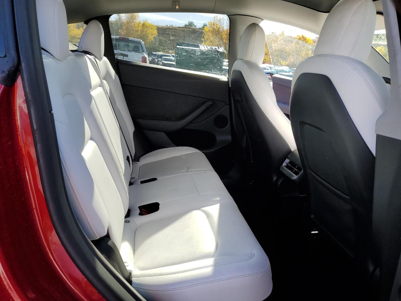2022 TESLA MODEL Y  VIN:7SAYGDEF4NF547187