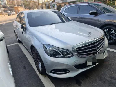 2015 Mercedes-Benz E 300 VIN: