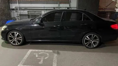 2015 Mercedes-Benz E 220 VIN: