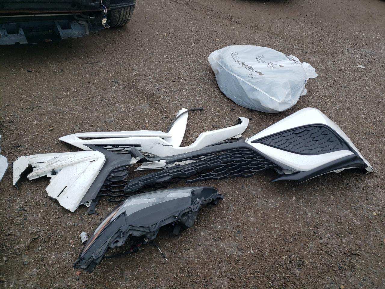 2022 TOYOTA CAMRY XLE VIN:4T1B21HK9NU018409