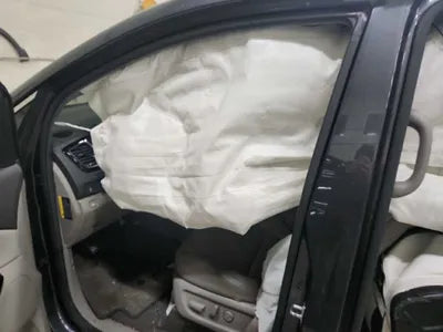 2017 Kia Carnival KNAMC81ABHS252664 VIN:KNAMC81ABHS252664