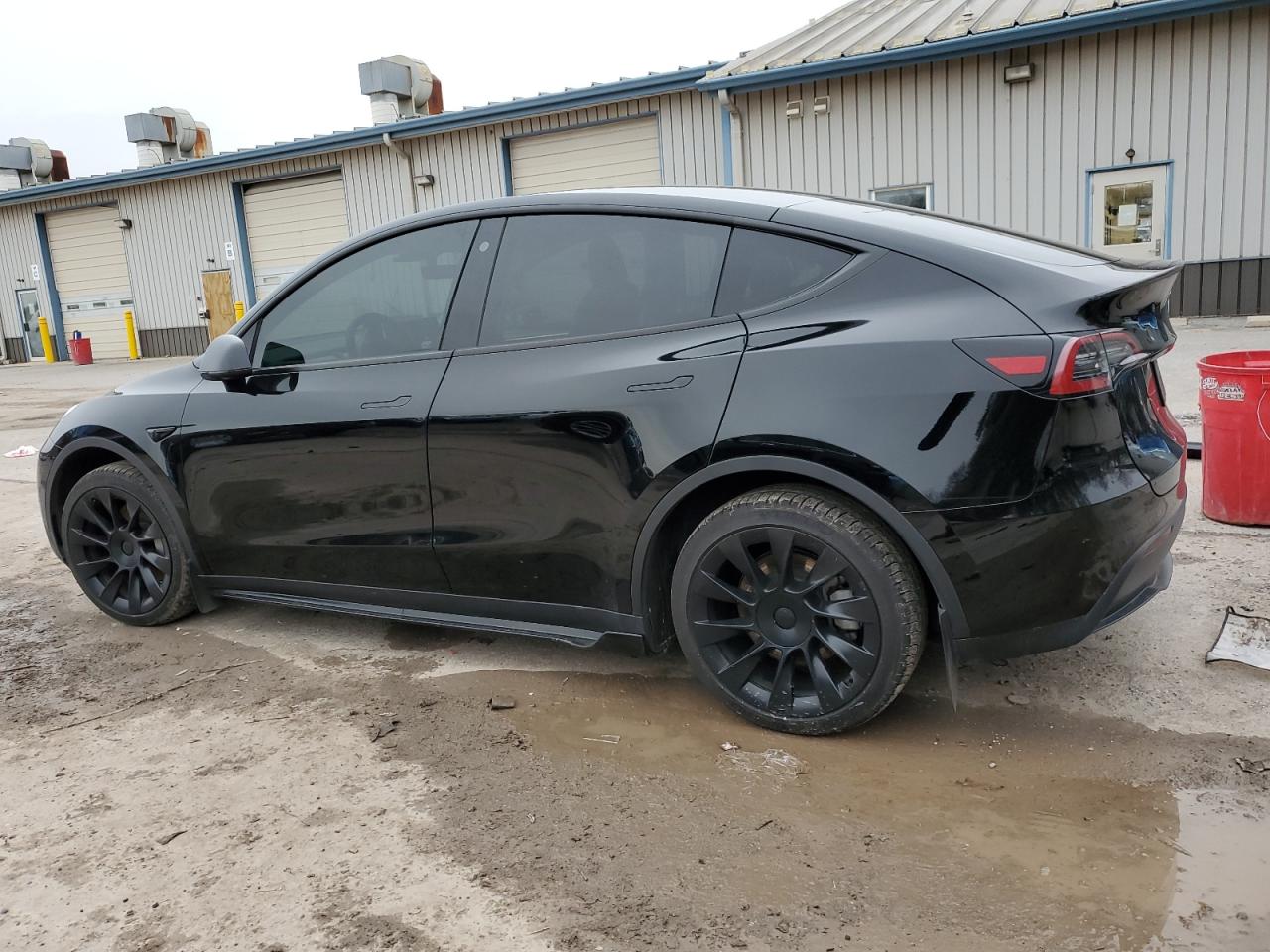 2023 TESLA MODEL Y  VIN:7SAYGAEE7PF786600