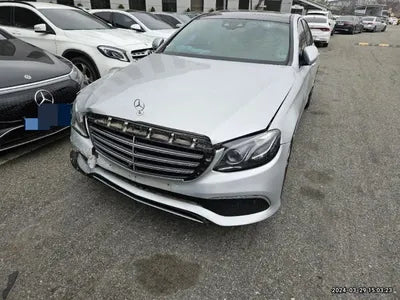 2017 Mercedes-Benz E 300 VIN: