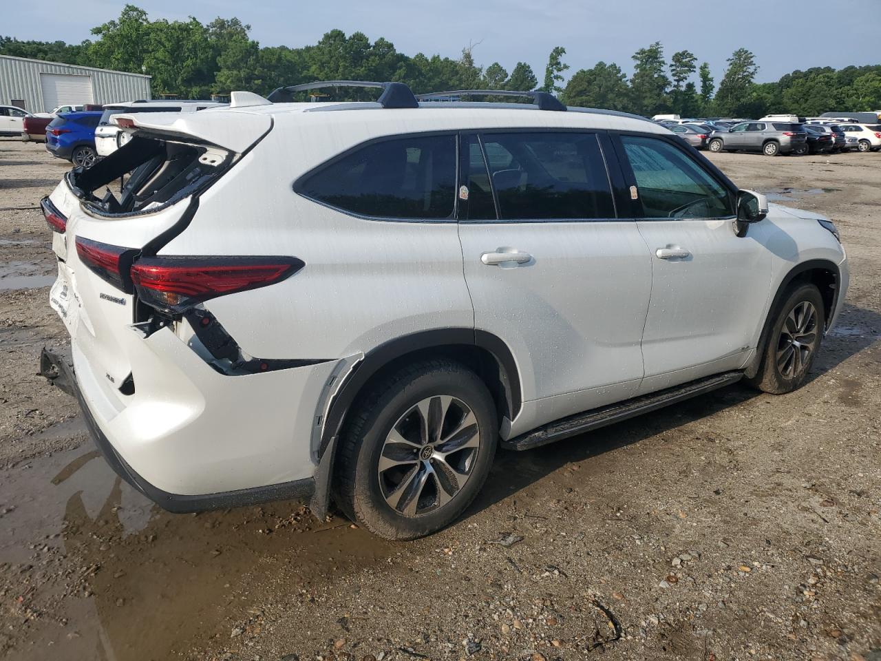 2022 TOYOTA HIGHLANDER HYBRID XLE VIN:5TDGBRCH7NS541713