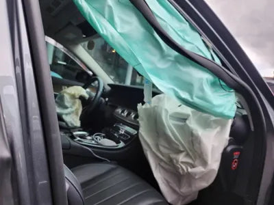 2018 Mercedes-Benz E 300 VIN: