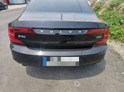 2018 Volvo S90 VIN: