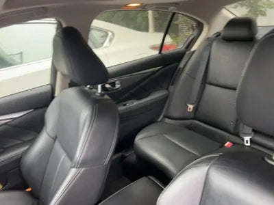 2017 Infiniti Q50 VIN: