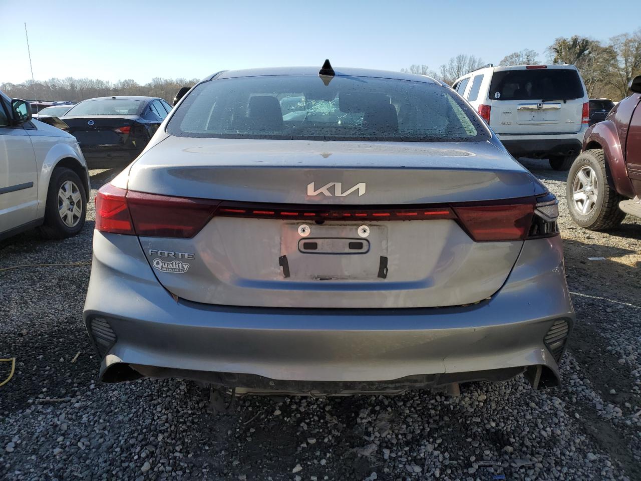 2023 KIA FORTE LX VIN:3KPF24AD3PE633641