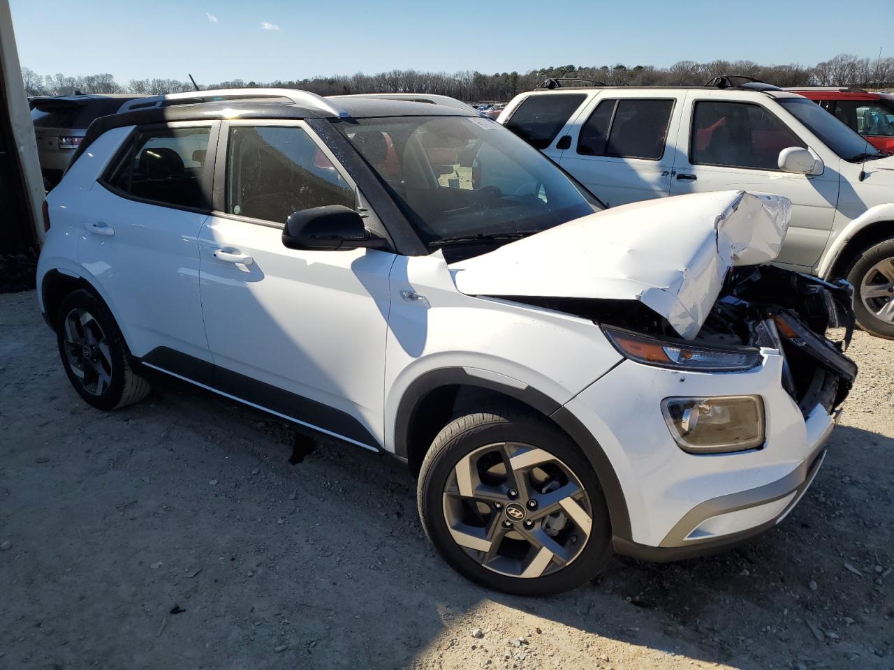 2024 HYUNDAI VENUE SEL VIN:KMHRC8A37RU295377