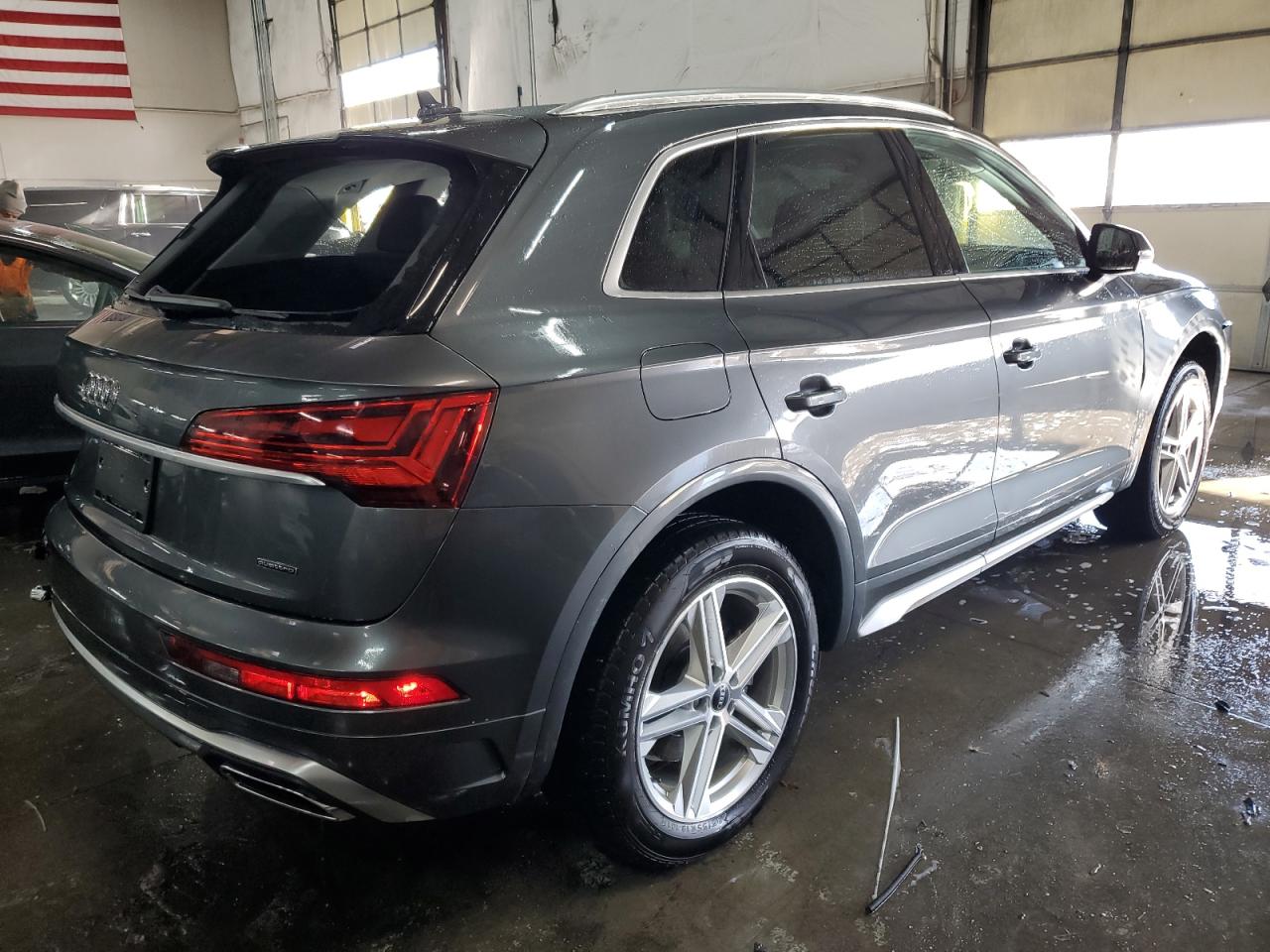 2024 AUDI Q5 E PREMIUM PLUS 55 VIN:WA1E2AFY9R2040284
