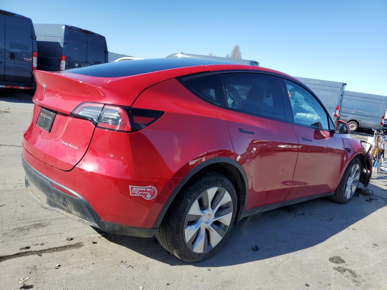 2023 TESLA MODEL Y  VIN:7SAYGDEE9PF832221