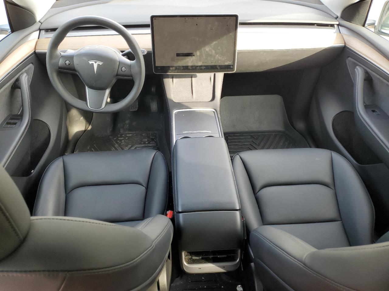 2022 TESLA MODEL Y  VIN:7SAYGDEE5NA014513