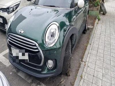 2017 MINI Clubman VIN: