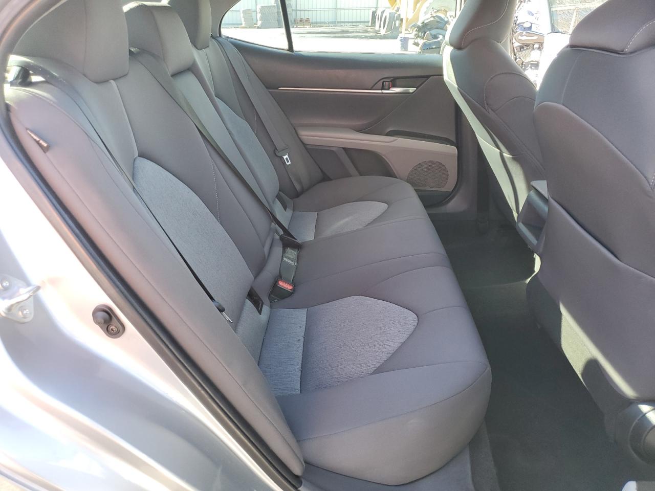 2022 TOYOTA CAMRY LE VIN:4T1C11AK7NU647457