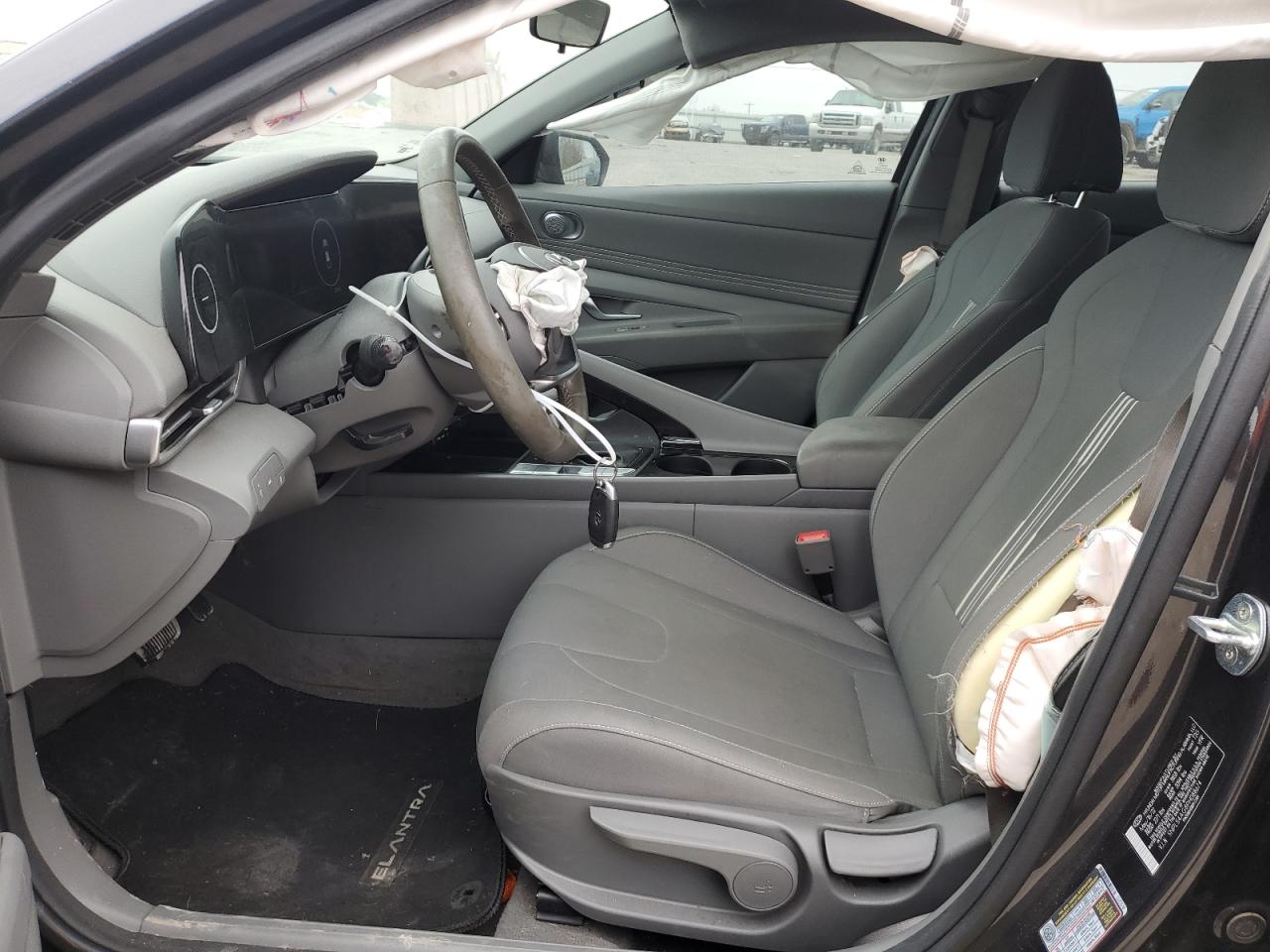 2023 HYUNDAI ELANTRA SEL VIN:5NPLS4AG8PH088674
